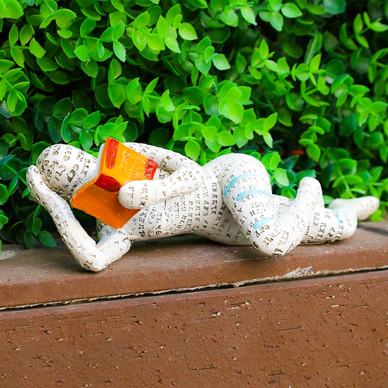 SUENTA Statue Einer Lesenden Denkerin Als Bücherregal Dekoration