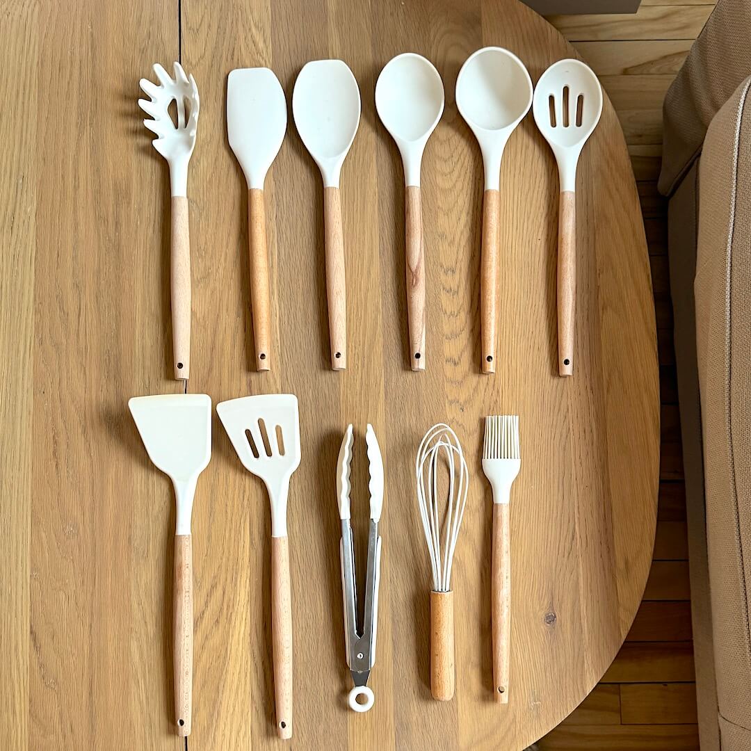 SUENTA Ungiftiges BPA-Freies Kochutensilien-Set Silikon Holzgriffe