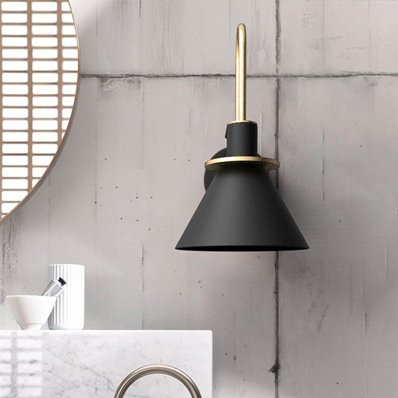 SUENTA Kegel-Wandleuchte Macaron Schwarz Weiß Grün Metall 1-Licht
