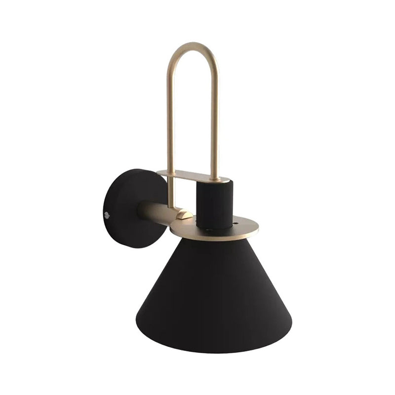 SUENTA Kegel-Wandleuchte Macaron Schwarz Weiß Grün Metall 1-Licht