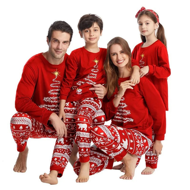 Chrismi - Familienmode Passendes Pyjama-Set für Weihnachten