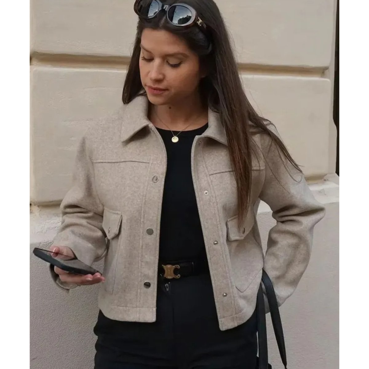 SUENTA Inspire | Schicke Übergangsjacke für Damen – Kurze Jacke mit Knöpfen und Taschen für den Alltag