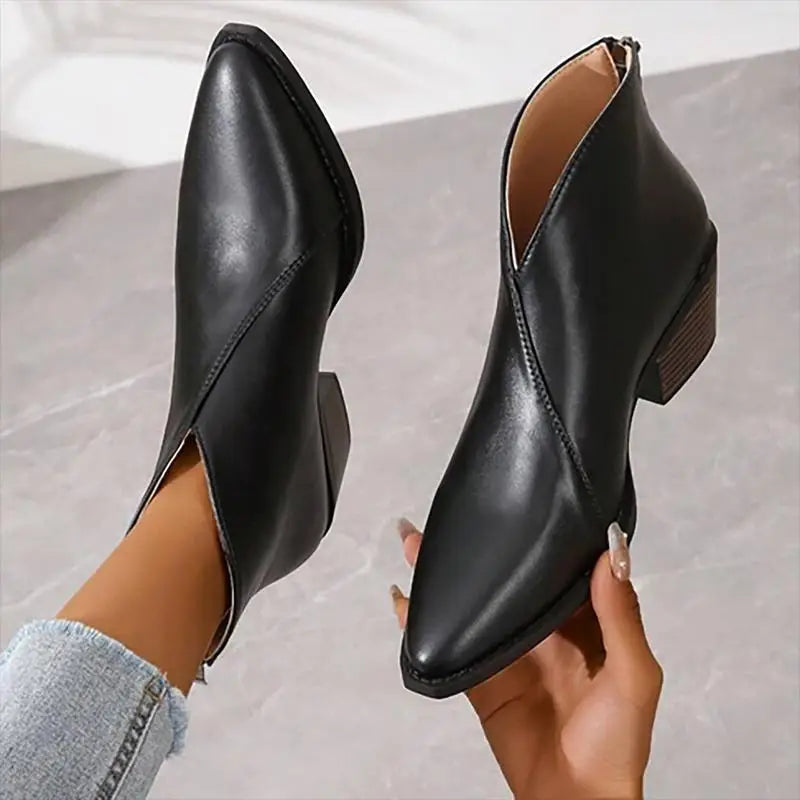 SUENTA Flames Damen Stiefeletten - Spitze Zehenpartie mit Plateau-Absatz Schwarz