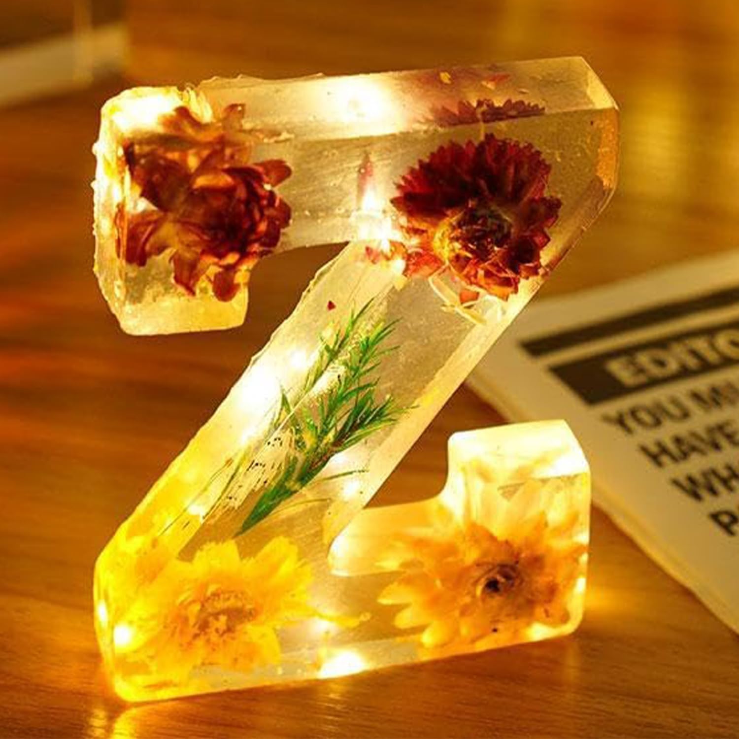 SUENTA Buchstaben-Harzlampe getrockneten Blumen Buchstabendesign Z