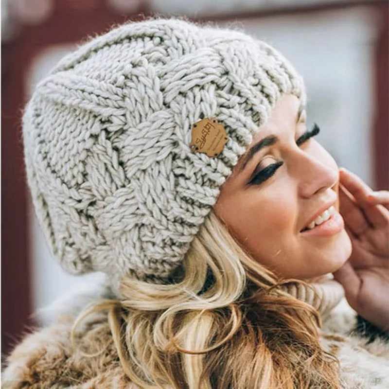 SUENTA Weiche und Modische Strickmütze Gestrickte Mütze Wärme Stil Beige Freie Größe