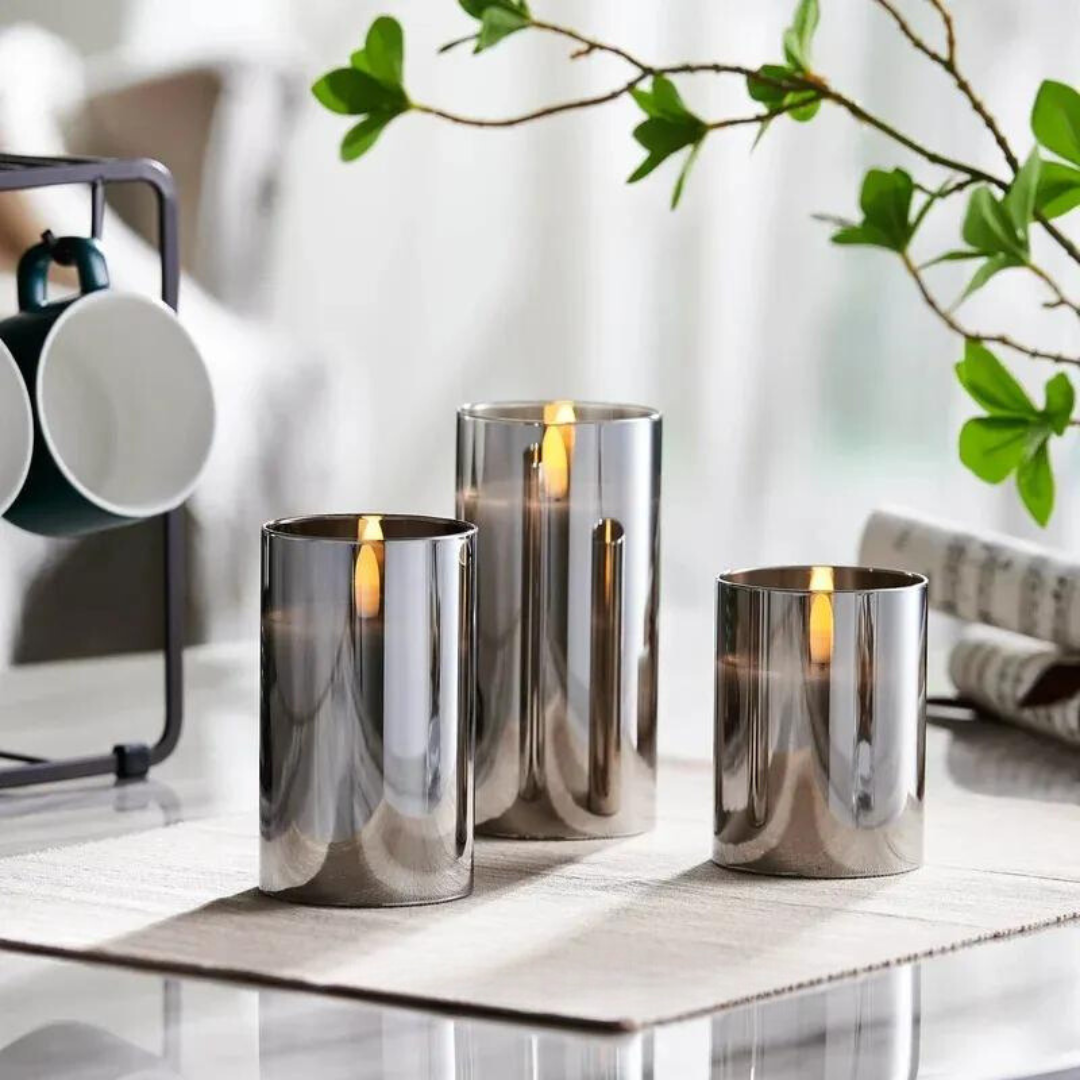 SUENTA Flammeneffekt Kerzen Dreier-Set Glashülle Warmweißes Licht