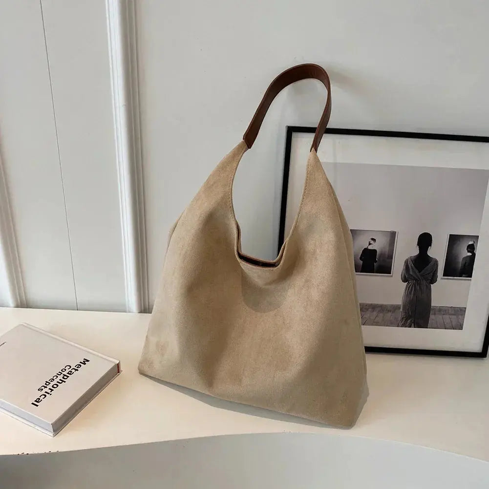 SUENTA Chloé | Damen-Schultertasche – Weiches Wildleder, luxuriöse Textur & Bohème-Eleganz Beige