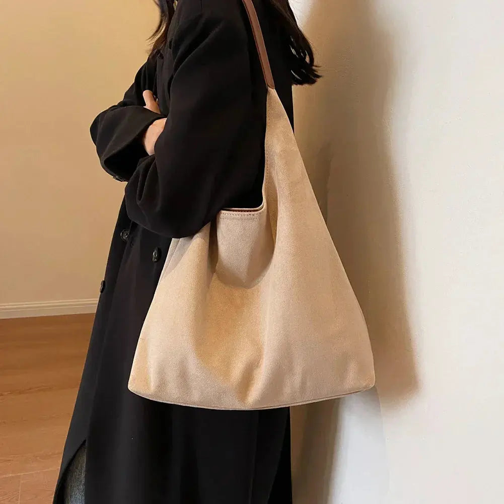 SUENTA Chloé | Damen-Schultertasche – Weiches Wildleder, luxuriöse Textur & Bohème-Eleganz