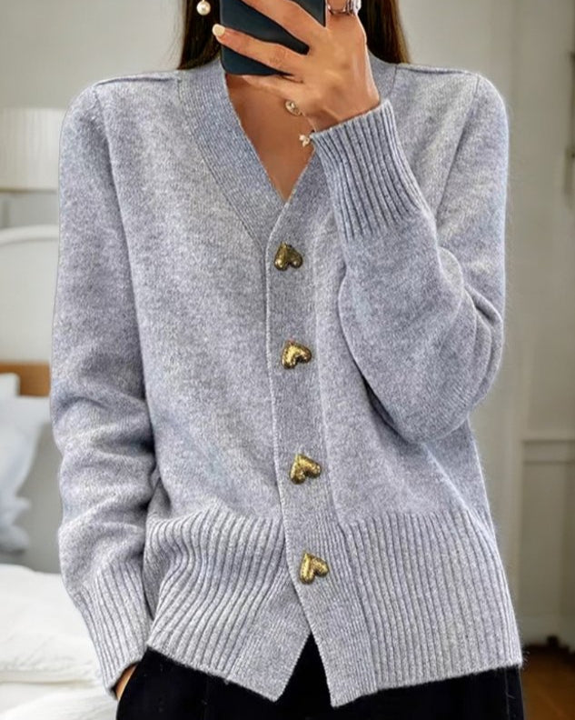 SUENTA Mechi | Damen Oversize-Strickcardigan – Herzförmige Knöpfe & Weicher Strick Grau