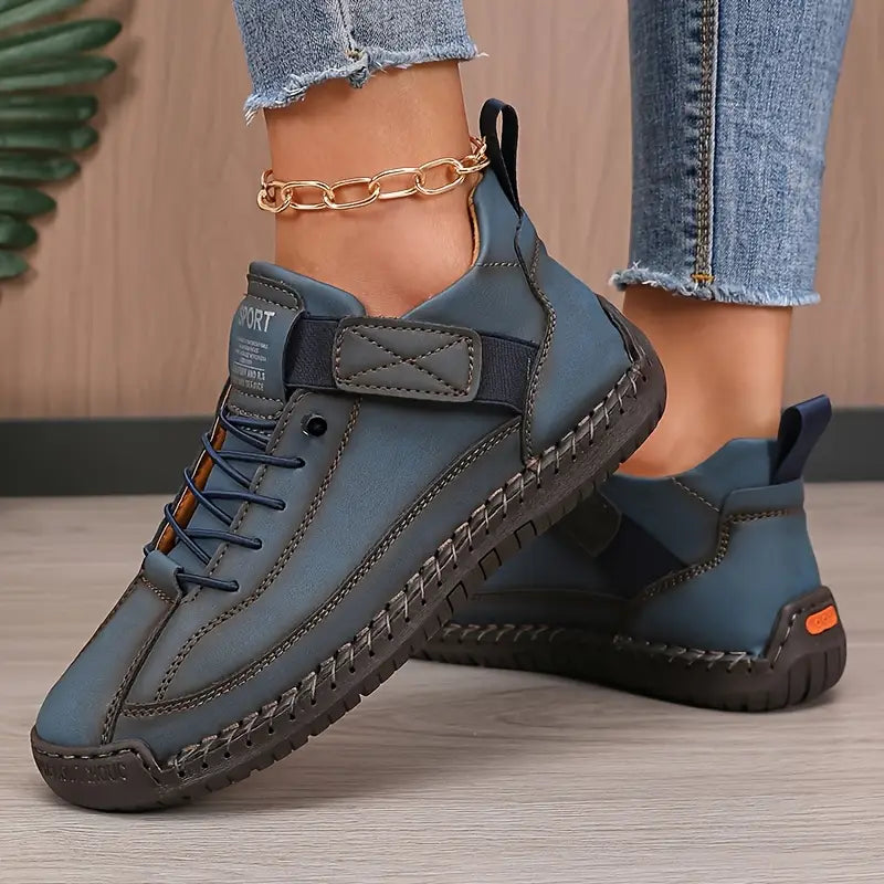 SUENTA Soris | Damen Sneaker – Breite Zehenbox, Seitliche Elastikeinsätze & Leichte Struktur Dunkelblau