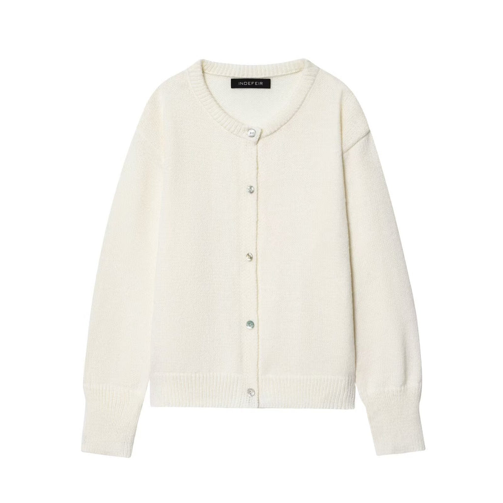 SUENTA Damen Weiche Strickjacke Mit Dezenten Knopfdetails Weiß