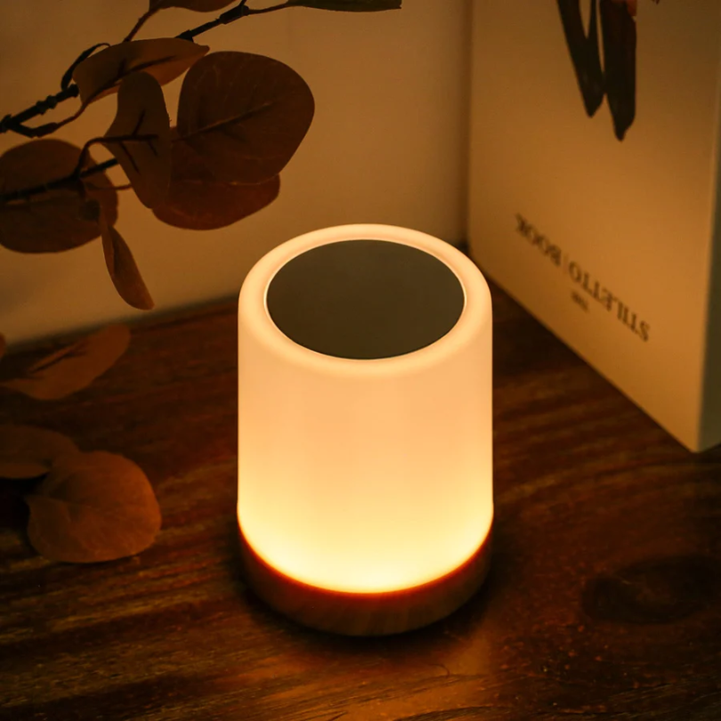 SUENTA Dimmbares LED Nachtlicht mit Modernem Design und Farbwechsel Default