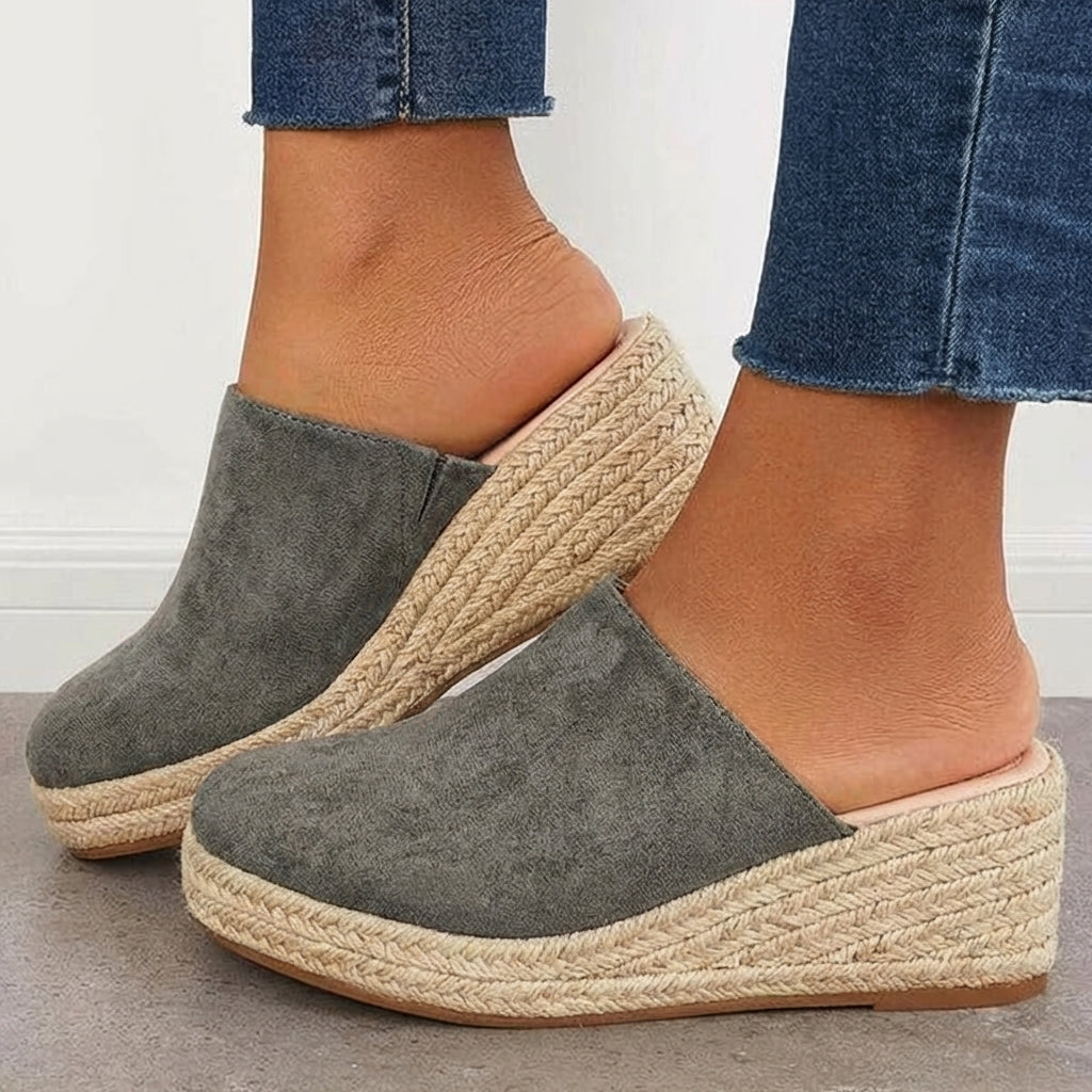 SUENTA Elegante Espadrille-Keilpantoletten mit schlankem, geschlossenem Zehenbereich