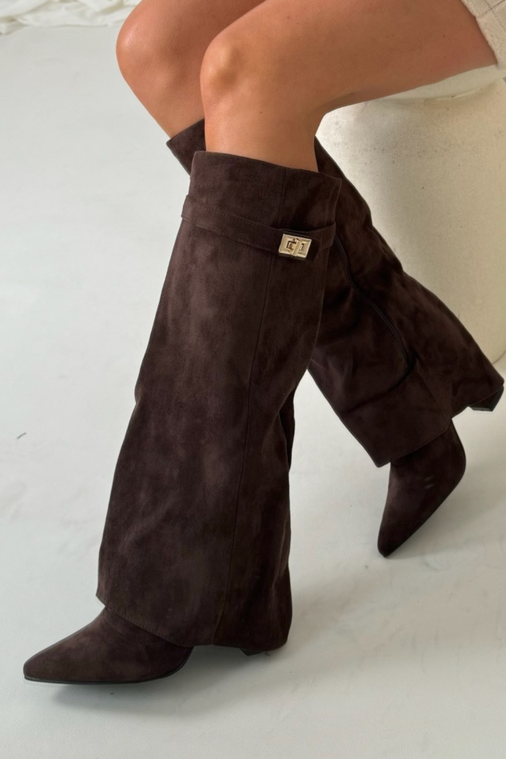 SUENTA Luxuriöse Stiefel Mit Überschlag Hohes Modell 8,5 cm Blockabsatz Leder