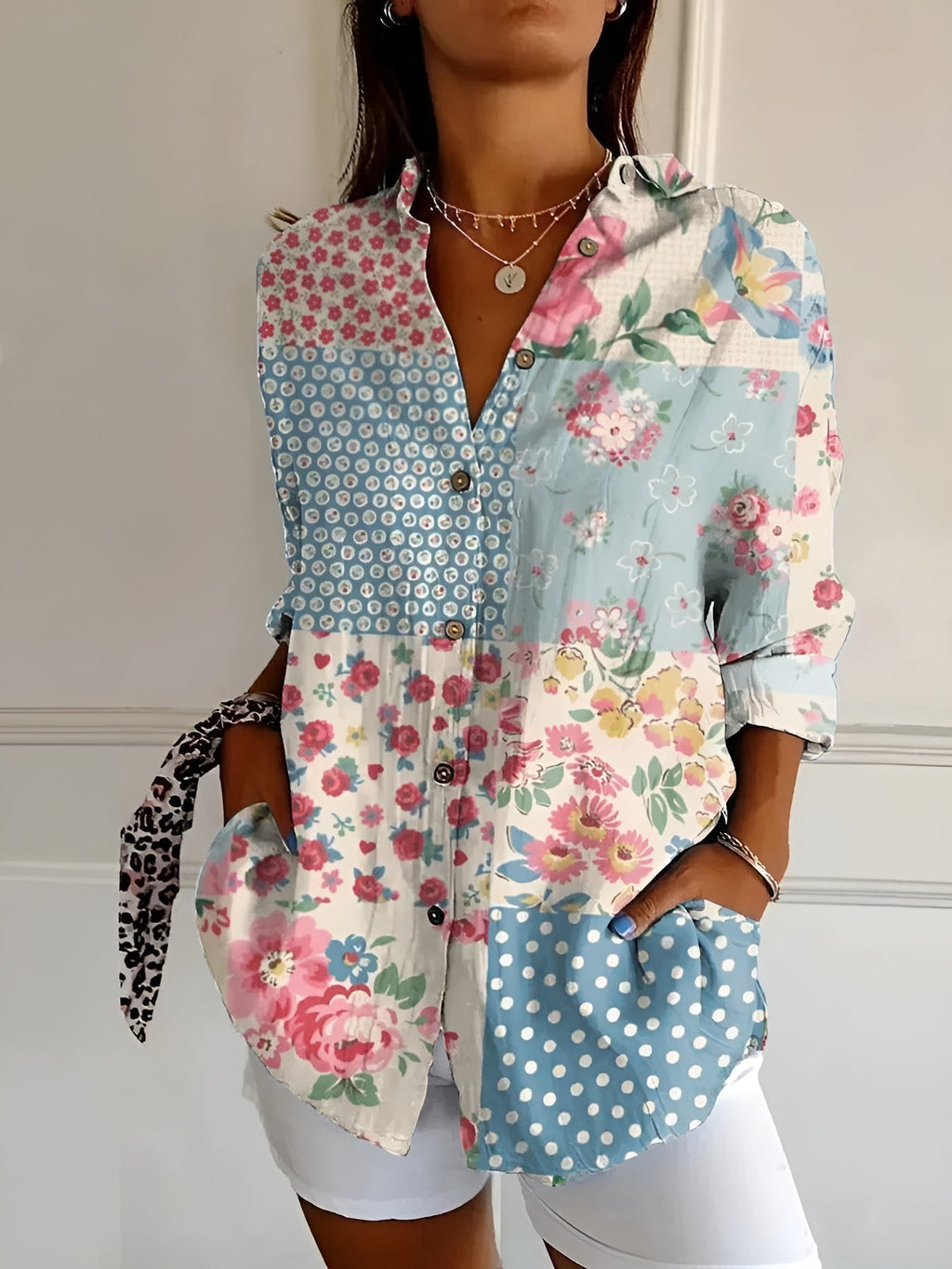 SUENTA Parsha | Damenhemd – Stilvolles Blumenmuster, leichte Passform & feminine Bequemlichkeit Blå Blomst