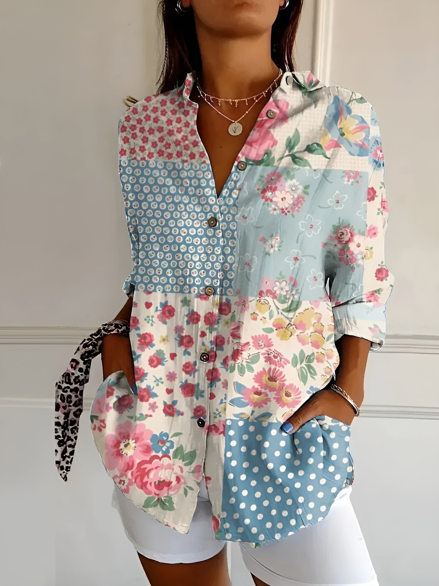 SUENTA Parsha | Damenhemd – Stilvolles Blumenmuster, leichte Passform & feminine Bequemlichkeit Blå Blomst