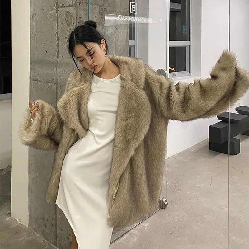 SUENTA Damen Pelzmantel Plüschpelzmode Luxuriösen Glamour Textur