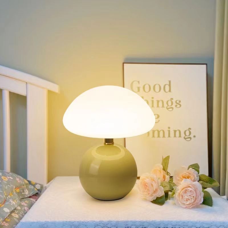 SUENTA Französische Creme Pilz Lampe Bauhaus-Ästhetik Keram