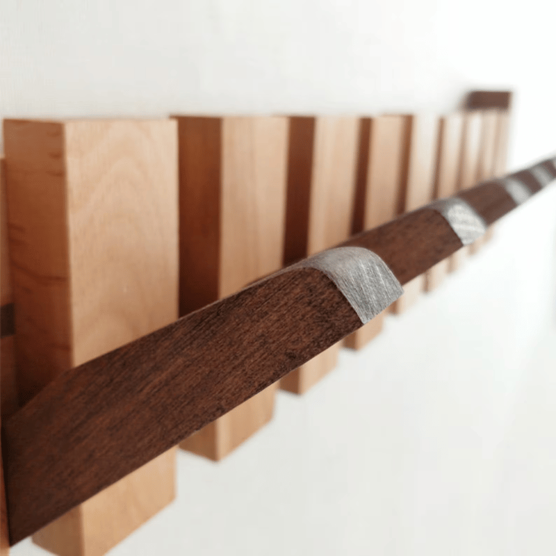 SUENTA Garderobenständer Klavier aus Holz Klaviertasten Wandkunst