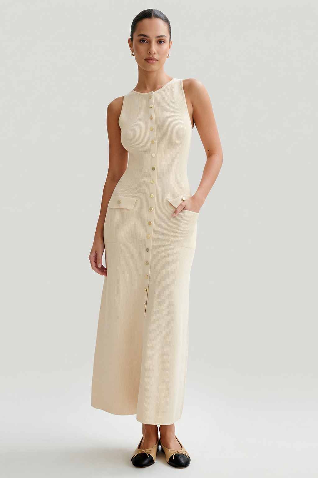 SUENTA Gestricktes Maxikleid – Elegantes ärmelloses figurbetontes Sommeroutfit Hellbeige