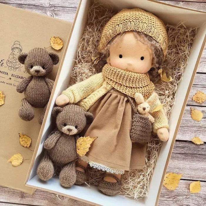 SUENTA Winter-Waldorf-Kuschelpuppe Poppi Kuschelfreund Handgefertigte G