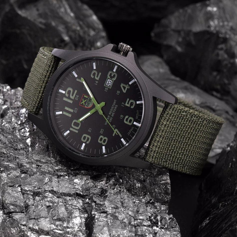 SUENTA Herrenuhr Militärstil Outdoor Wasserdichte Canvas-Uhr