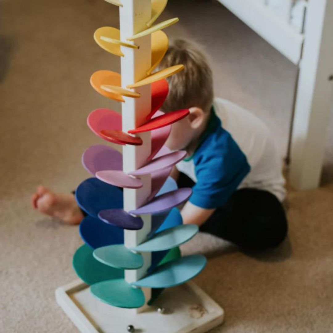 SUENTA Interaktiver Regenbogen-Murmelturm Lernspielzeug Aus Holz