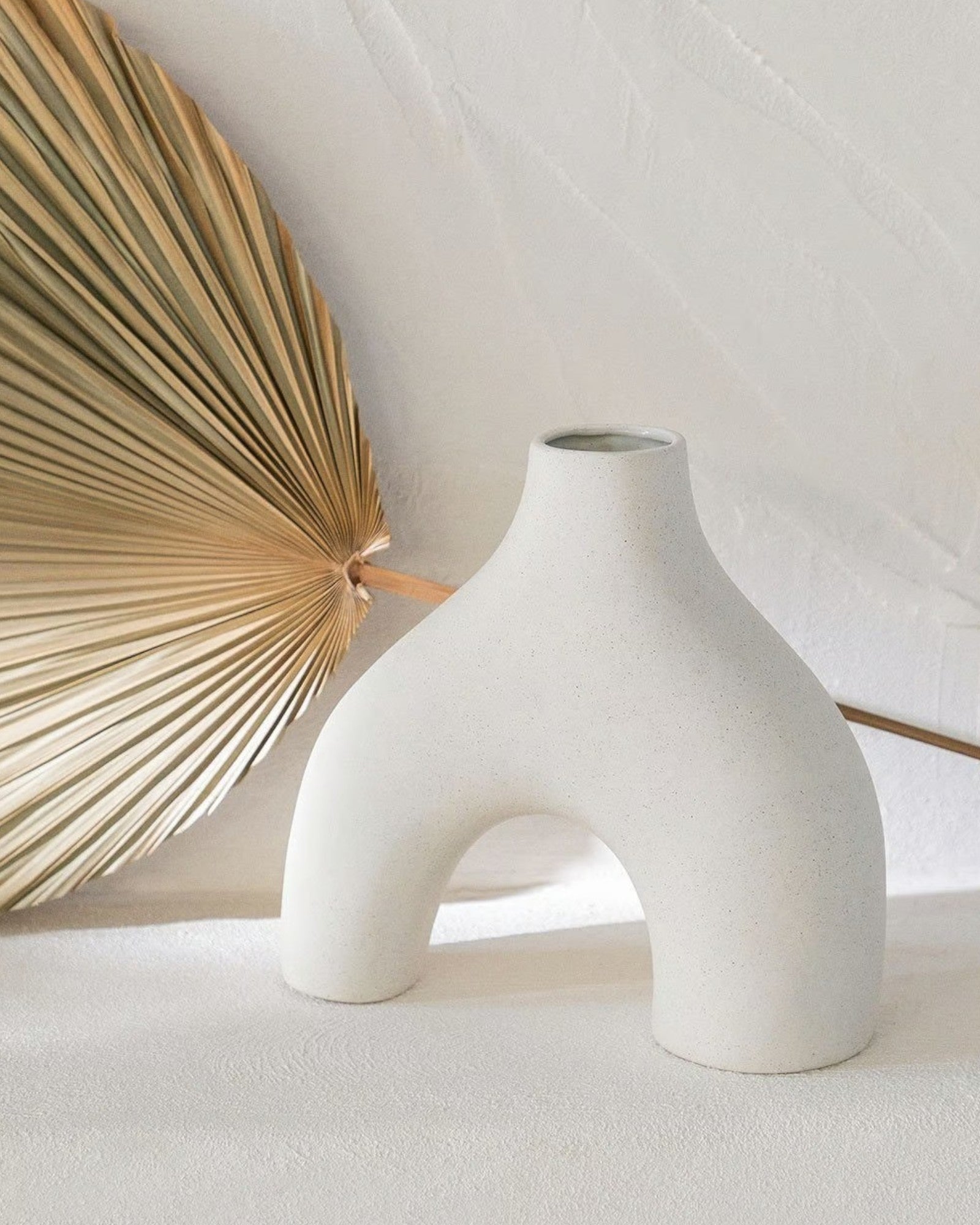 Keramik Blumenvase Curva 24 cm – Elegante Deko für Zuhause 1