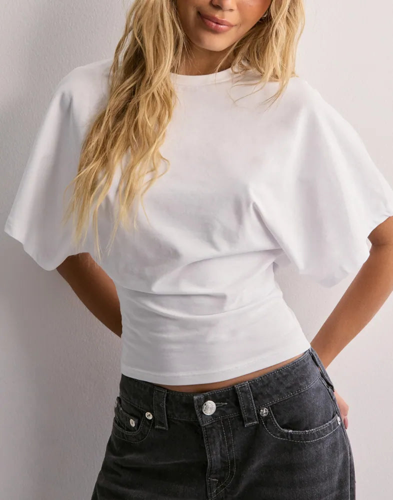 SUENTA Damen Cropped-T-Shirt Lässige Passform Weite Ärmel Atmungsaktives Design Weiß