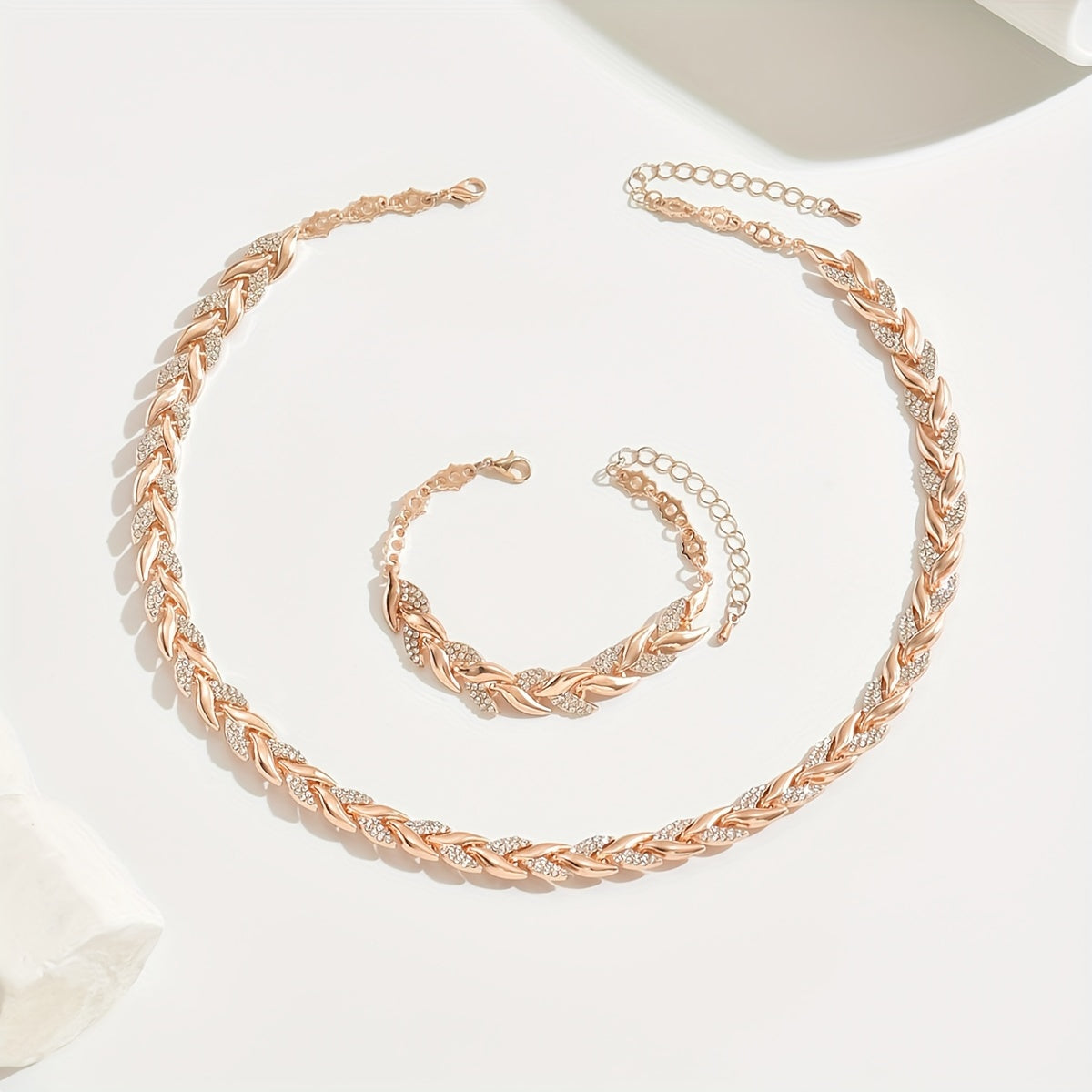 SUENTA Damen Halskette & Armband Meerjungfrau Eleganz Komforts