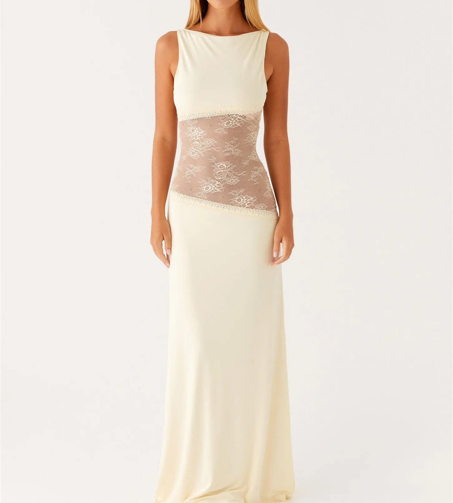 SUENTA Aura | Langes Spitzenkleid für Damen – Elegante Silhouette & anspruchsvolles Design Lysegul