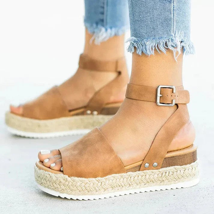 SUENTA Luma | Elegante Damen-Sommersandalen – Handgefertigte Qualität & bequeme Passform Brown