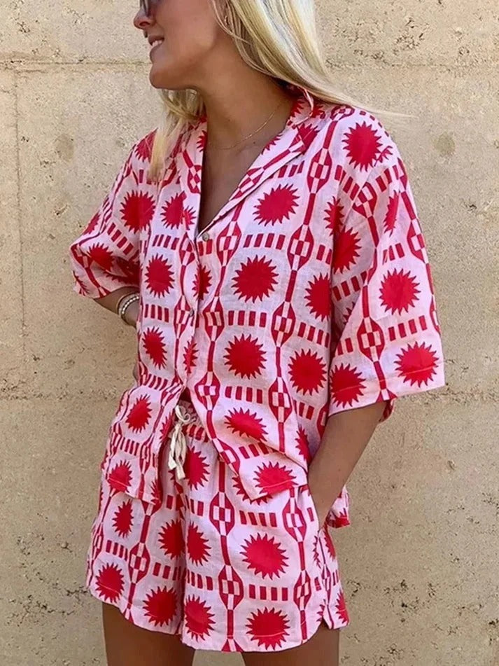 SUENTA Damen Shirt & Shorts Set Geometrische Muster Lässige Silhouette Geo Print