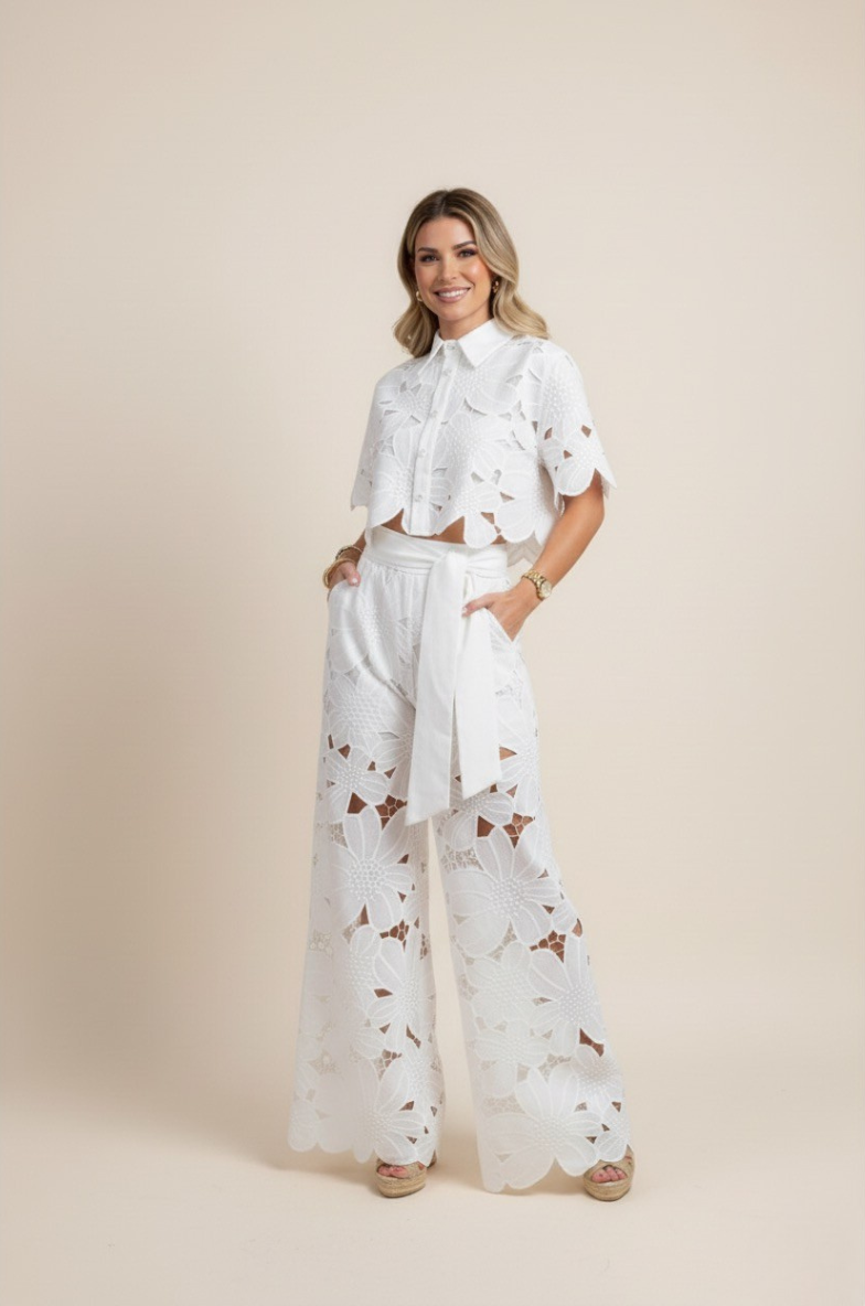 SUENTA Damen Zweiteiler mit Cut-Outs – Blütenblatt-Design