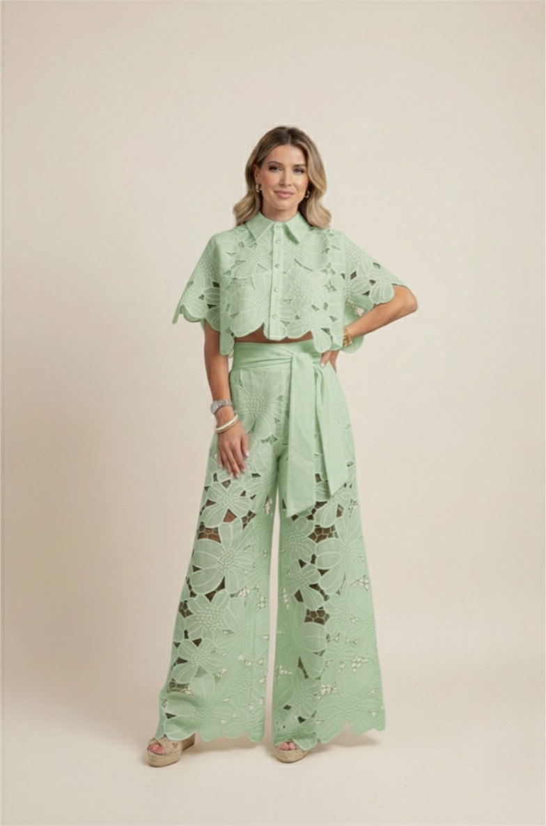 SUENTA Damen Zweiteiler mit Cut-Outs – Blütenblatt-Design Grün