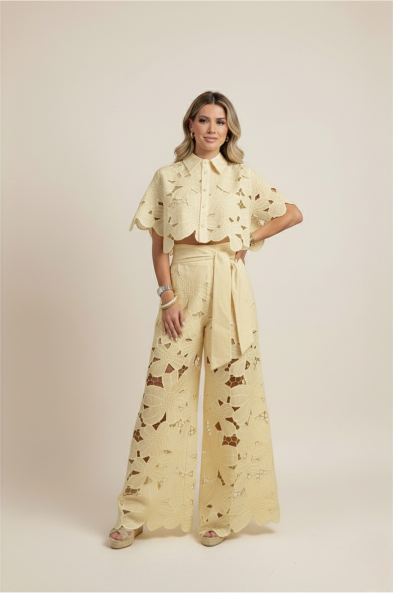 SUENTA Damen Zweiteiler mit Cut-Outs – Blütenblatt-Design Gelb