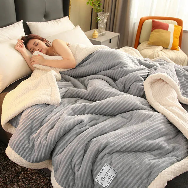 SUENTA Winter Fleece Decke Luxe Kuschelige Zuflucht Für Zu Hause Oder Auf Der Couch Grau gestreift