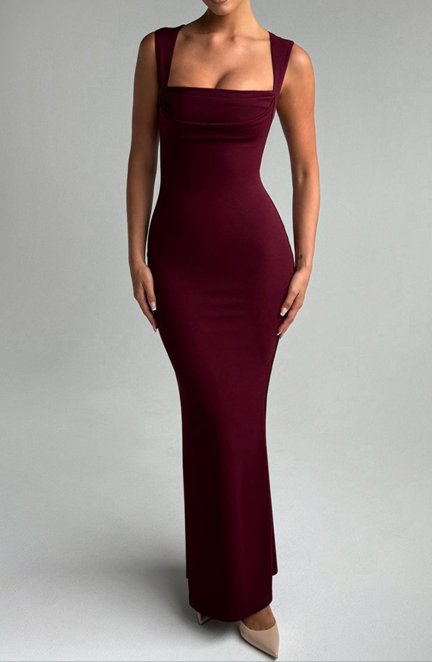 SUENTA Damen Maxikleid Kirschlack mit eckigen Ausschnitt Plissiertes Oberteil L