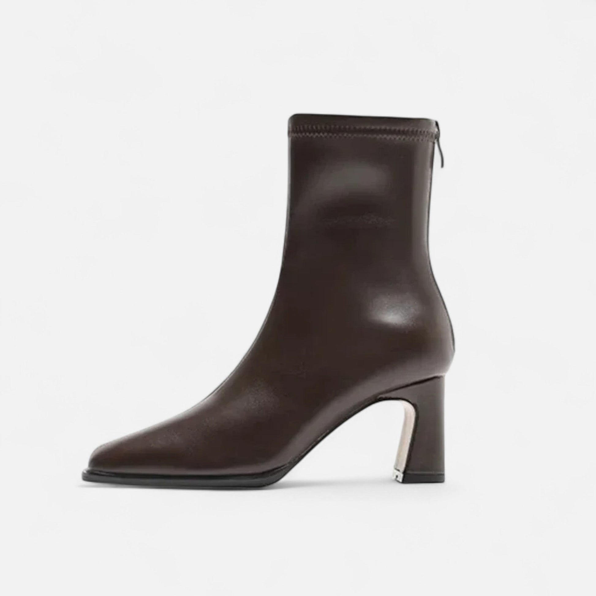SUENTA Damen Vintage-Stiefeletten – Eckige Spitze & Zeitloses Leder