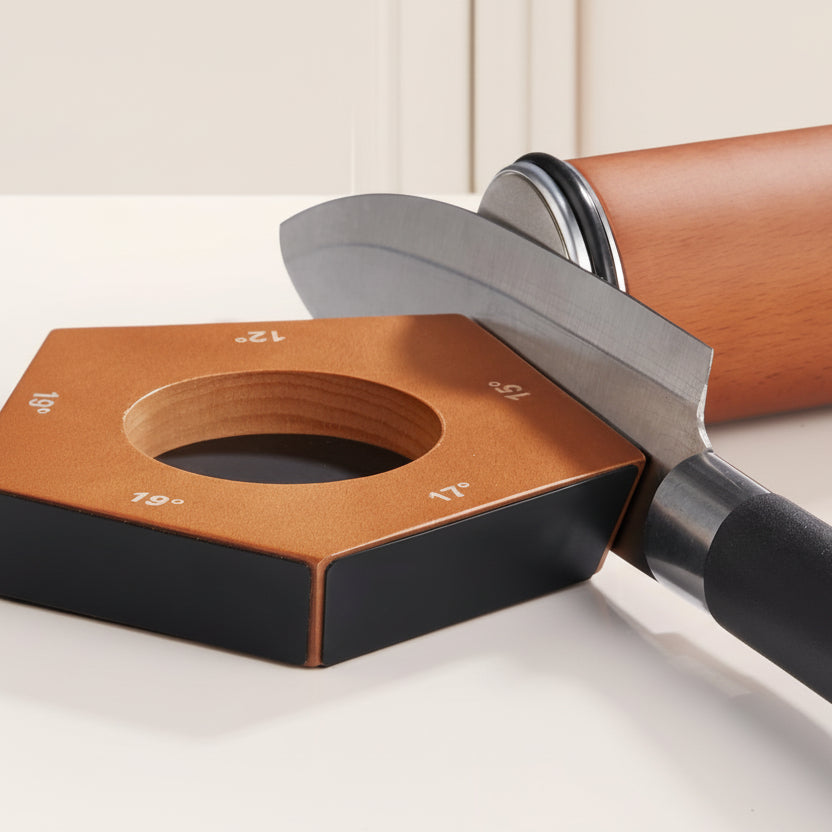 SUENTA Manueller Diamant-Rollmesserschärfer Natürlichen Holzelementen (400# und 1000#)