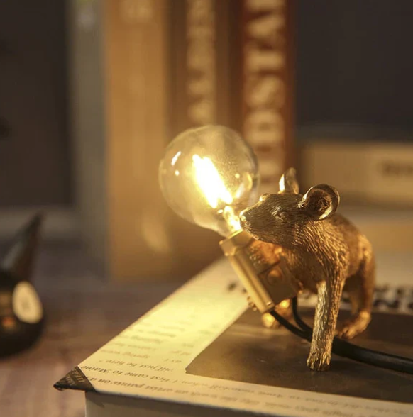 SUENTA Maus Tischlampe Aus Kunststoff Verspielte Beleuchtung Kriechende Maus Gold