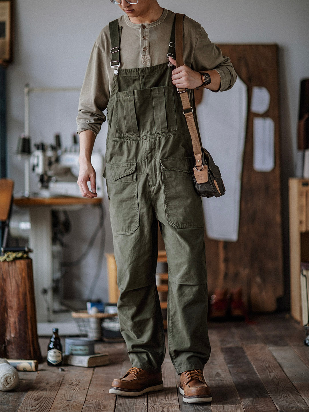 SUENTA Herren Handwerker Latzhose 100 Prozent Baumwollstoff Lockere Schnitt - Overall Armeegrün