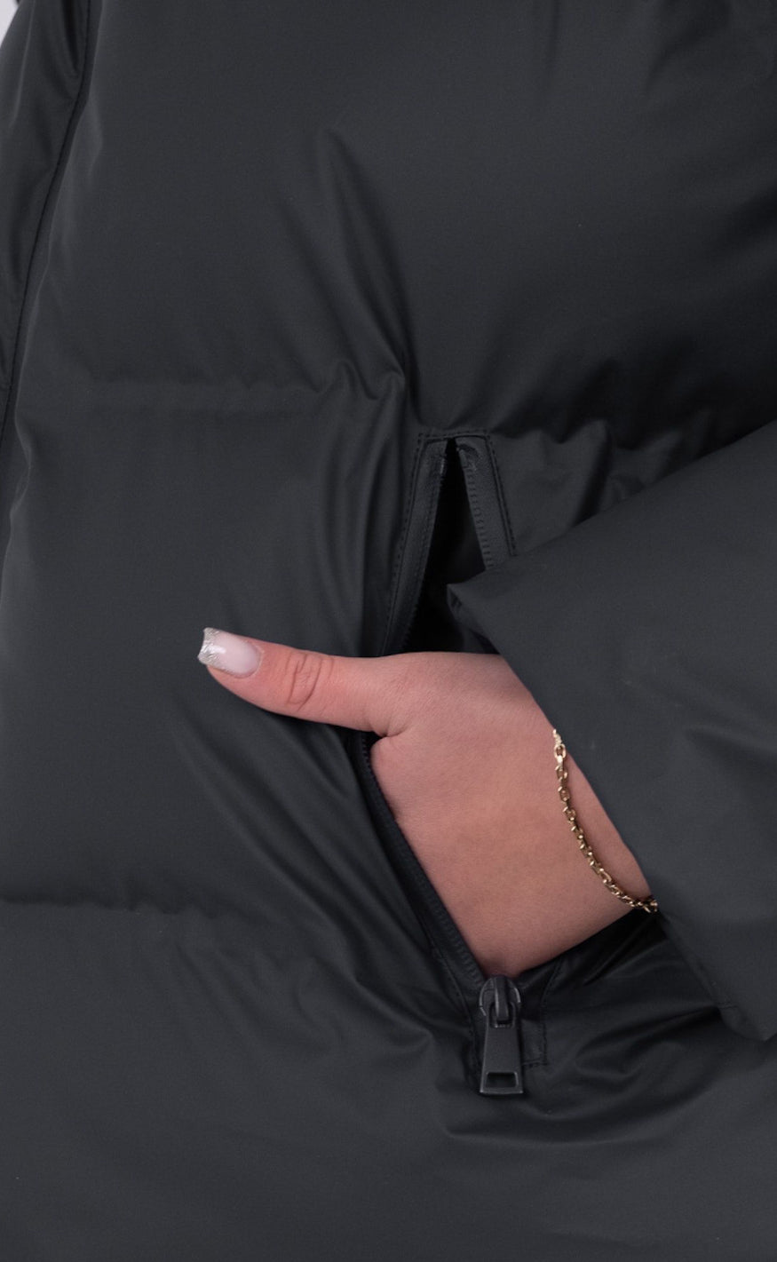 SUENTA Jorjo Damen Schwarze Daunenjacke - Zeitlos mit Kapuze