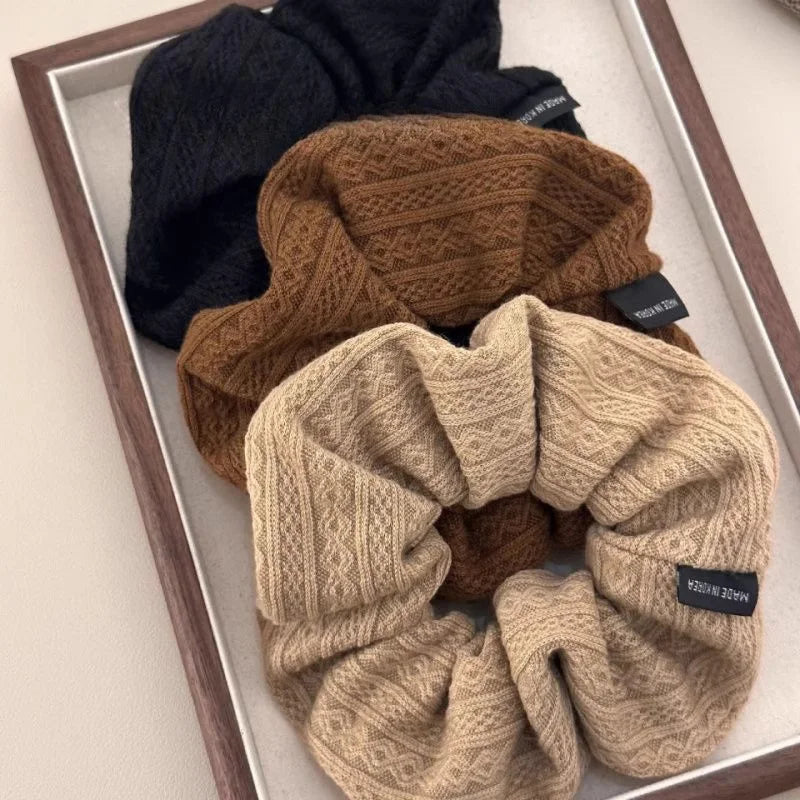 SUENTA Vintage Knit Pattern Hair Scrunchie for Women & Girls - Oversized Knitted Elastic Hair Tie & Sweet Retro Ponytail Holder Fashion Hair Accessory
