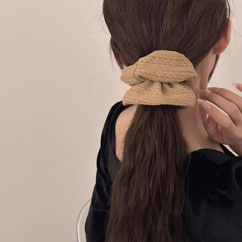 SUENTA Vintage Knit Pattern Hair Scrunchie for Women & Girls - Oversized Knitted Elastic Hair Tie & Sweet Retro Ponytail Holder Fashion Hair Accessory