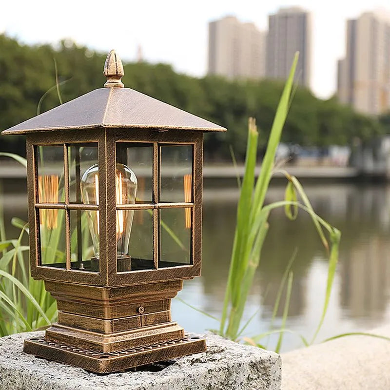 SUENTA Außenlaterne Schwarze Metallsäule IP65 Wetterfeste Lampe