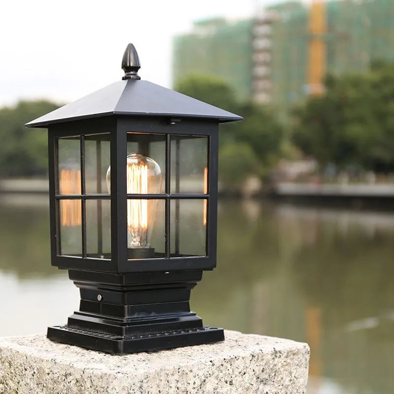 SUENTA Außenlaterne Schwarze Metallsäule IP65 Wetterfeste Lampe