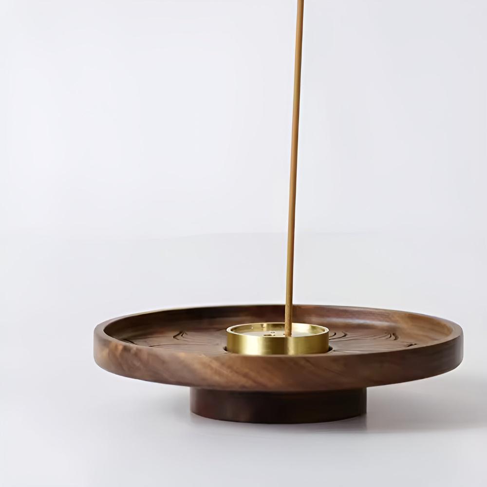 SUENTA Balinesischer Räucherstäbchenhalter aus Holz und Kupfer – Kompakt und Elegant
