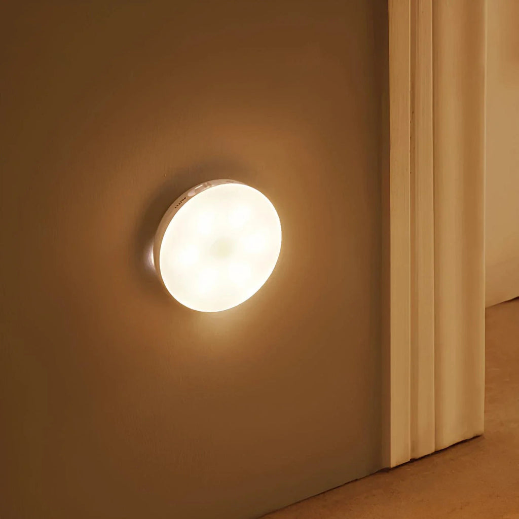 SUENTA Bewegungsmelder Lampe Mit Energiesparender LED Beleuchtung USB