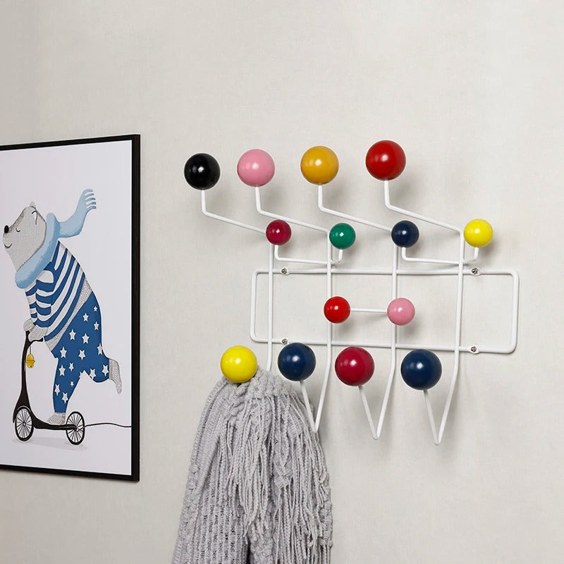 SUENTA Bunte Wandgarderobe mit Hakenleiste für Jacken und Taschen Mehrfarbig